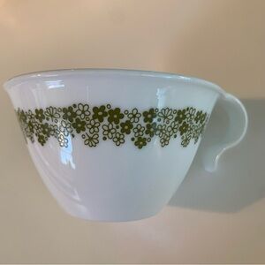 4 Vintage Corelle crazy daisy green and white hook handle coffee cups
